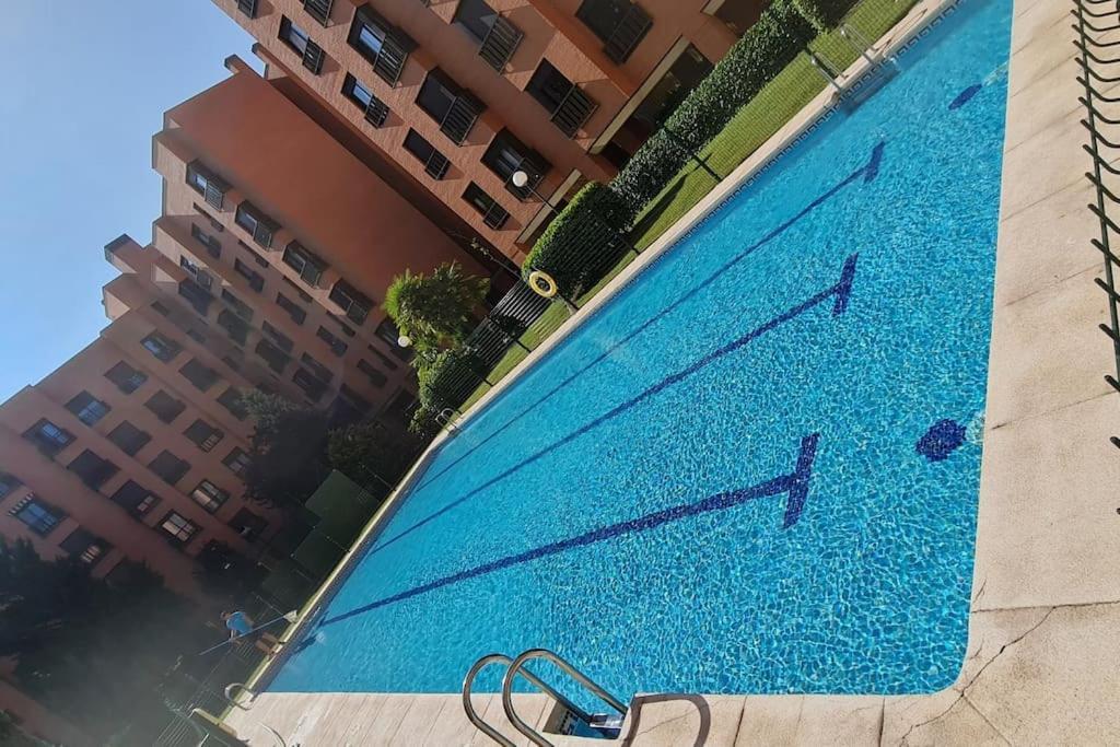 Piso, Cerca Al Aeropuerto Madrid Apartment Exterior photo